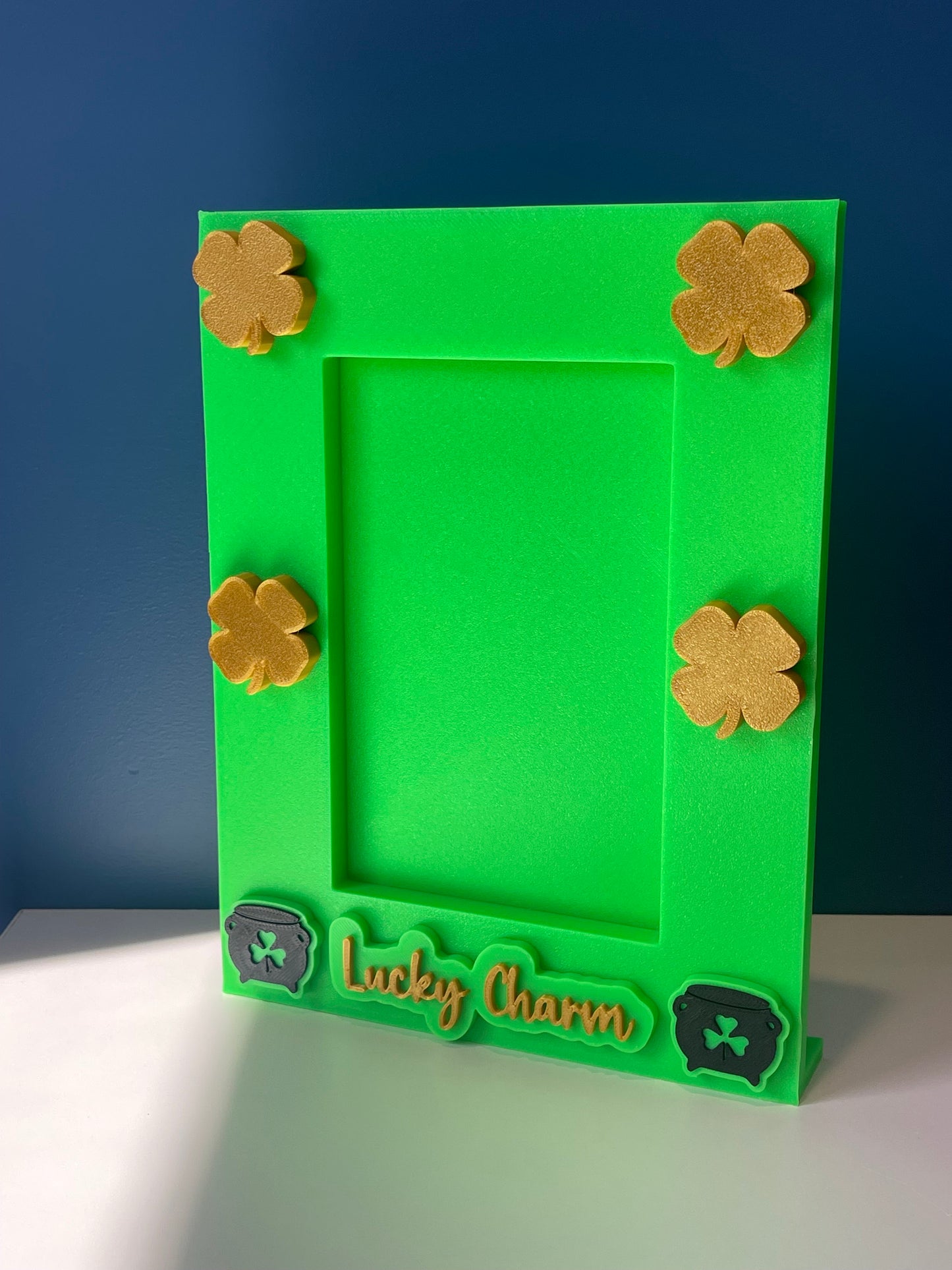 St. Patrick's Day Picture Frame | 4x6/ 5x7 Frame | Shamrock | Pot of Gold