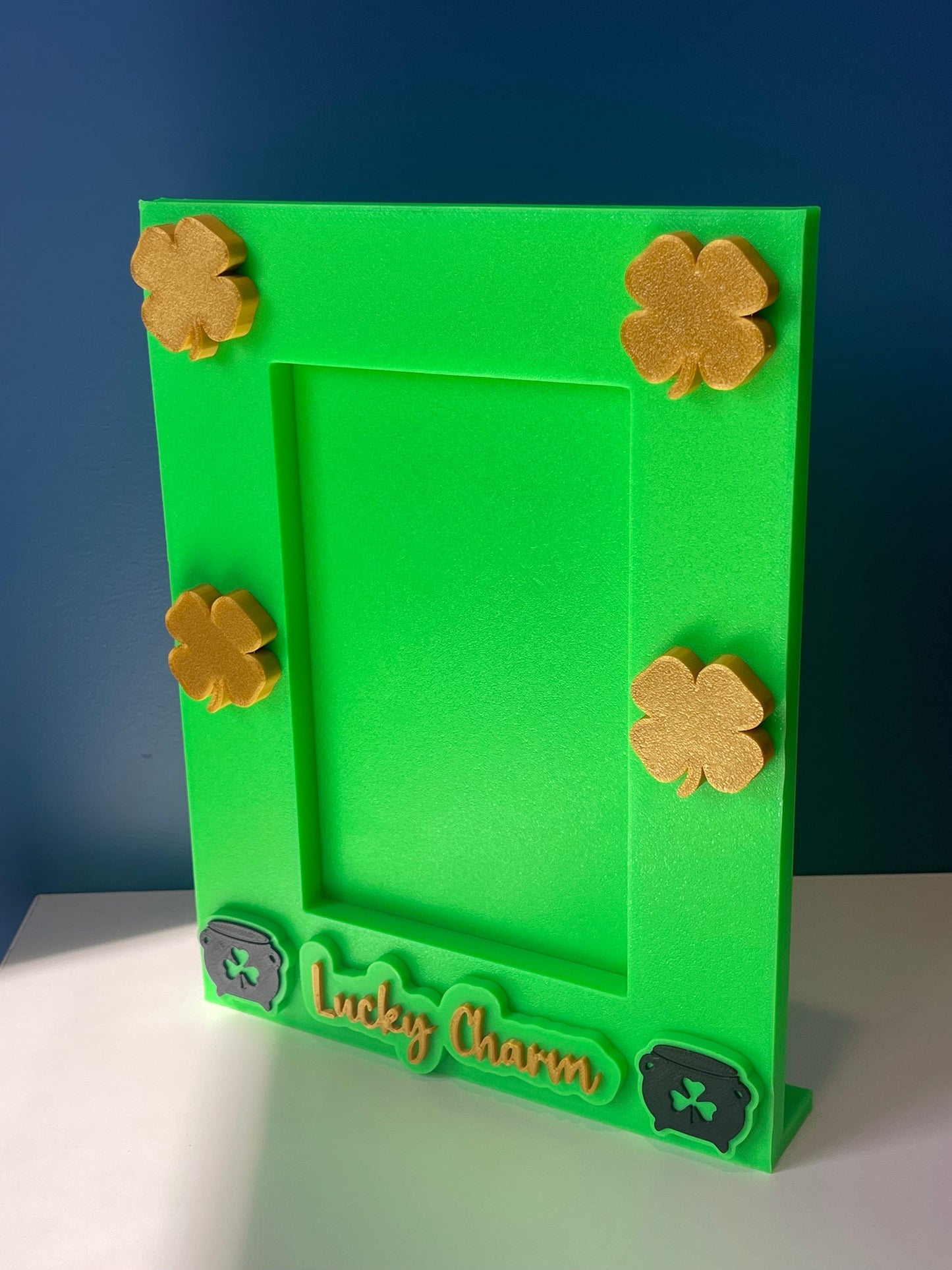 St. Patrick's Day Picture Frame | 4x6/ 5x7 Frame | Shamrock | Pot of Gold