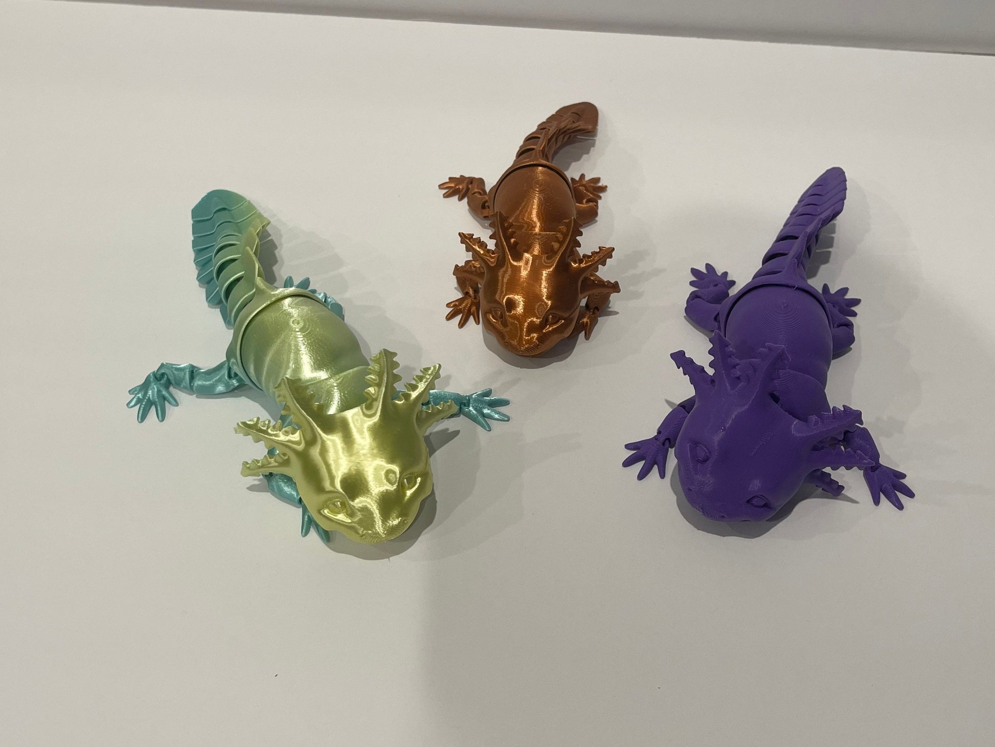 Articulated Smiling Axolotl, Gag Gifts, Sensory Toys, Fidget Toys
