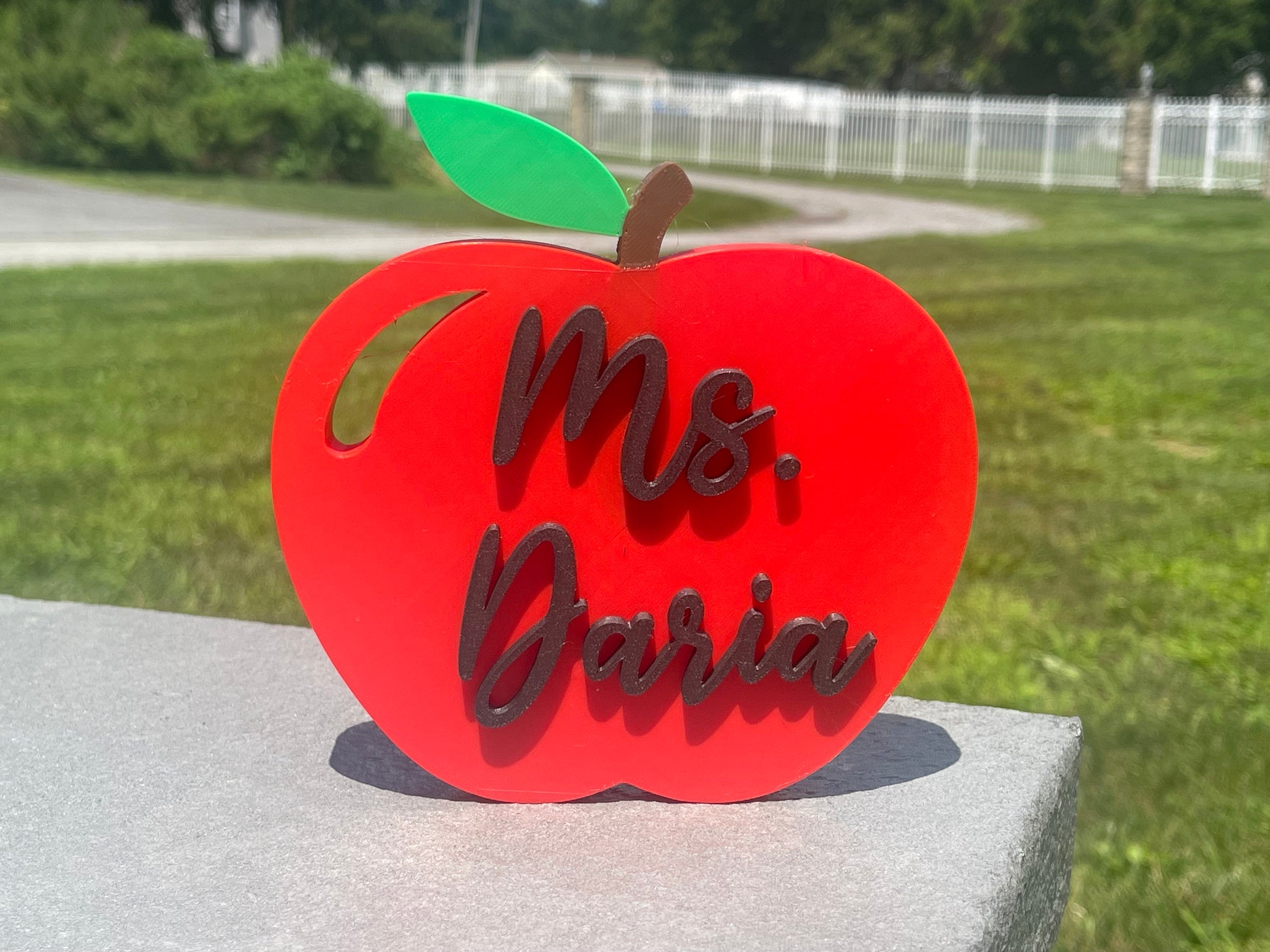 Custom Teachers Apple | Apple Desk Decor | Gifts for Teachers/Principals